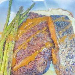 Surf and turf with Garlicky whipped mashed potatoes and asparagus