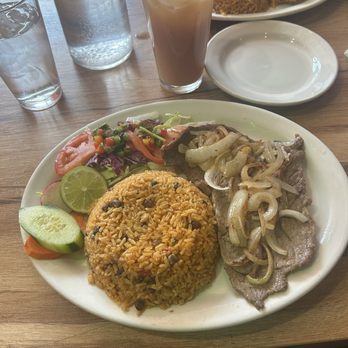 McCoco’s Caribbean Restaurant - Lunch Pepersteak - Mexican Near Me - West Allis, Wisconsin