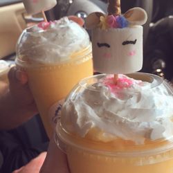 Bonus Cafe - Unicorn! Drink of the day-Friday