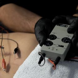 NeoLife Physical Therapy and Wellness - Dry Needling Treatment at NeoLife Physical Therapy D'Iberville