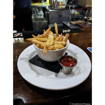 Winberie's Restaurant & Bar - Truffle fries with Parmesan| #intenselypassionatephotography - Pubs Near Me - Princeton, New Jersey Winberie's Restaurant & Bar - Truffle fries with Parmesan| #intenselypassionatephotography - Pubs Near Me - Princeton, New Jersey