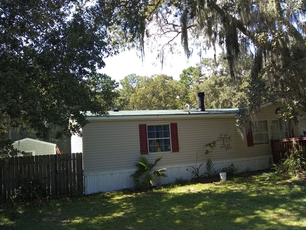 Slide of Michaels Roofing