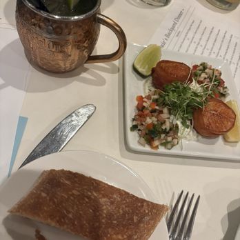 Louie's Backyard - Bacon Wrapped Scallops - New American Near Me - Key West, Florida