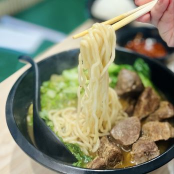 Dumpling Wei - E1. Braised Beef Noodle Soup 红烧牛肉面 - Dim Sum Near Me - Los Angeles, California Dumpling Wei - E1. Braised Beef Noodle Soup 红烧牛肉面 - Dim Sum Near Me - Los Angeles, California