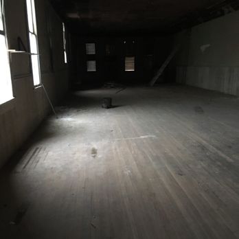 TMI Custom Woodwork - This too is the BEFORE space before TMI worked his magic. - Cabinetry Near Me - Moulton, Texas