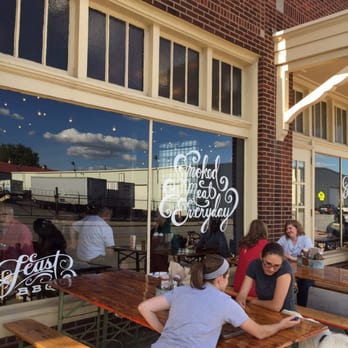 Feast BBQ - Outdoor dining - Barbeque Near Me - Louisville, Kentucky
