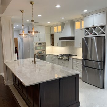 Modern Design and Remodeling - Kitchen - Kitchen & Bath Near Me - Spring, Texas