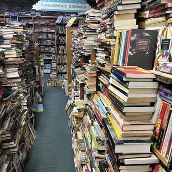 Pickwick Book Shop - Bookstores Near Me - Nyack, New York Pickwick Book Shop - Bookstores Near Me - Nyack, New York