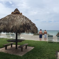 Diplomat Resort - Tiki huts!  Ocean view.