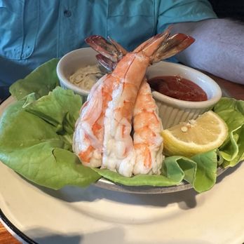 Houston's Restaurant - Jumbo Shrimp Cocktail - New American Near Me - Boca Raton, Florida