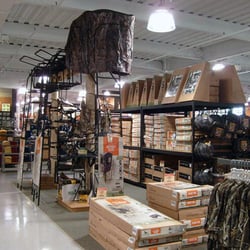 DICK'S Sporting Goods