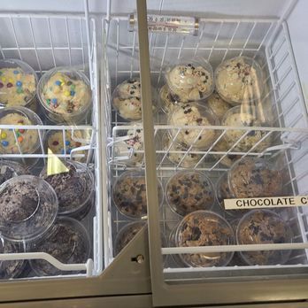Scoops and Cookies - Ice Cream & Frozen Yogurt Near Me - Deerfield, Illinois Scoops and Cookies - Ice Cream & Frozen Yogurt Near Me - Deerfield, Illinois