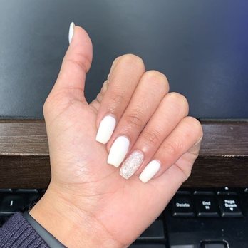 Teeny Nails - Nail Salons Near Me - Lake Worth, Florida