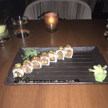 Komodo Miami - Tuna & Toro Roll - Asian Fusion Near Me - Miami, Florida Komodo Miami - Tuna & Toro Roll - Asian Fusion Near Me - Miami, Florida