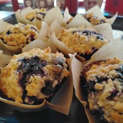 Mel's Desserts and Delights