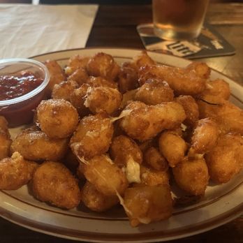 Exiles Bar - Cheese Curds - Comfort Food Near Me - Washington, DC, District of Columbia