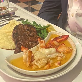 Hemenway's Restaurant - Seafood Near Me - Providence, Rhode Island Hemenway's Restaurant - Seafood Near Me - Providence, Rhode Island