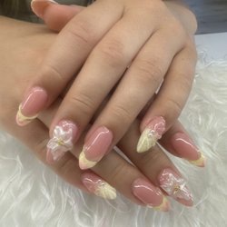 Pretty Nails & spa