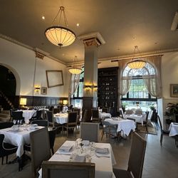 The Culver Hotel Bar & Restaurant - Restaurant on the first floor
