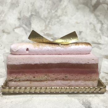 アヴランシュ ゲネー 15 Photos Patisserie Cake Shop 本郷4 17 6 文京区 東京都 Japan Phone Number Yelp