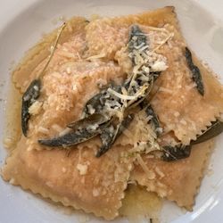 Trulli Pizza & Pasta - Butternut squash ravioli with sage butter