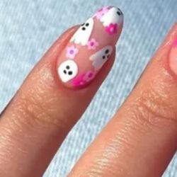 Deluxe Nail Spa