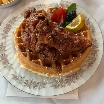 Founders Restaurant - Chicken and waffles - Cocktail Bars Near Me - Winston-Salem, North Carolina Founders Restaurant - Chicken and waffles - Cocktail Bars Near Me - Winston-Salem, North Carolina