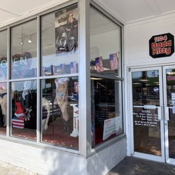 Badd Kitty - Store front