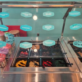 Easy Breezy Frozen Yogurt - Toppings! - Ice Cream & Frozen Yogurt Near Me - Walnut Creek, California Easy Breezy Frozen Yogurt - Toppings! - Ice Cream & Frozen Yogurt Near Me - Walnut Creek, California