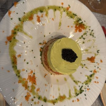 Los Montes de Galicia - Salad of avocado, tomato and crab - Spanish Near Me - Madrid, M Los Montes de Galicia - Salad of avocado, tomato and crab - Spanish Near Me - Madrid, M
