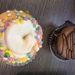 Yummy Cupcakes ! Yummy Cupcakes !