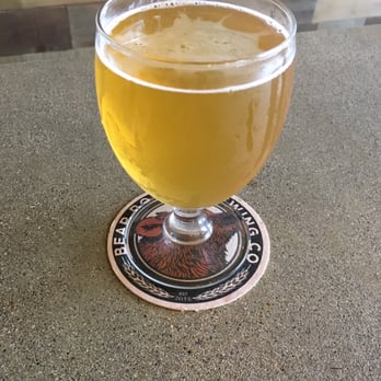 Bear Roots Brewing - I think every beer that I tried it was delicious I hate IPAs. But this IPA was really good. Prepare to get drunk by accident? - Brewing Supplies Near Me - Vista, California