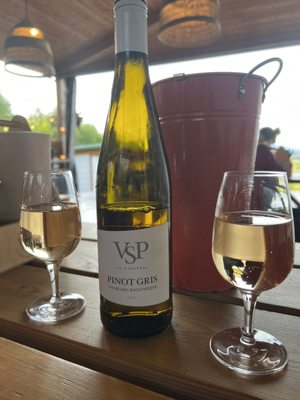 Ste-Pétronille - Winery & Cidery by null