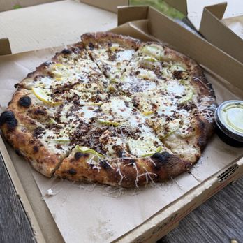Hilltown - Pizza Near Me - Egremont, Massachusetts Hilltown - Pizza Near Me - Egremont, Massachusetts
