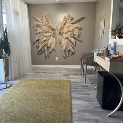 Societe Salon - Entrance