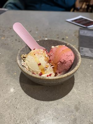 Gladstone's Land (National Trust for Scotland) by null