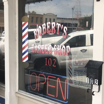 Robert’s Barber Shop - Barbers Near Me - Decatur, Texas Robert’s Barber Shop - Barbers Near Me - Decatur, Texas