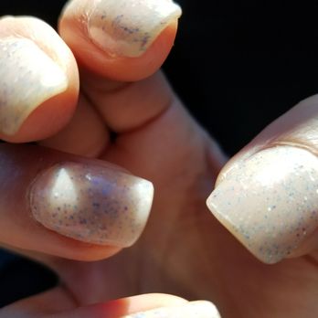 Nails U Luv - Gel coating chipping off after only one week. Uneven finish. - Nail Salons Near Me - Las Vegas, Nevada
