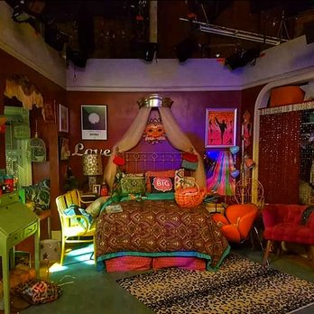 Central Perk Couch Yelp