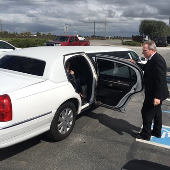 California Limo - Steppin' out in Style - Limos Near Me - Vacaville, California California Limo - Steppin' out in Style - Limos Near Me - Vacaville, California