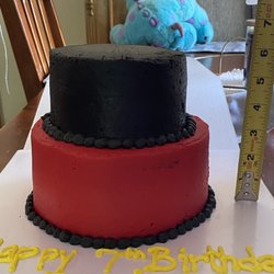 Hy-Vee - $85 cake