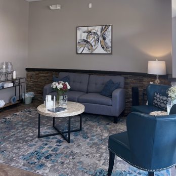 LaVida Massage - Lobby - Skin Care Near Me - Charlotte, North Carolina LaVida Massage - Lobby - Skin Care Near Me - Charlotte, North Carolina
