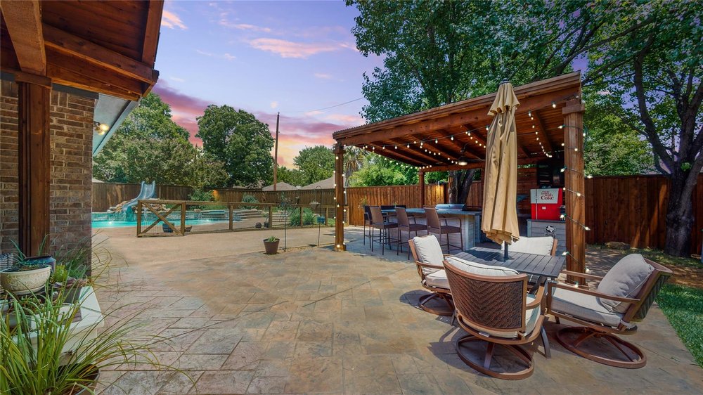 LIQUID OASIS POOLS AND SPAS Updated May 2024 40 Photos 18601 US