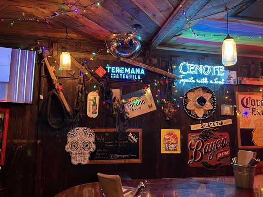 Magpie & Stump Mexican Restaurant + Bar by null