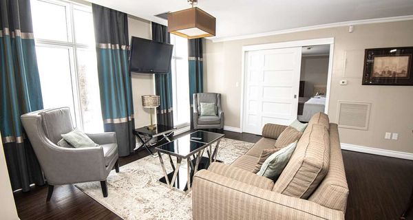 Elm Hurst Inn & Spa by null