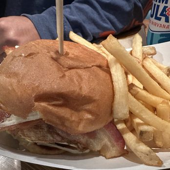 Jimmy Hula's - Whatta Burger! - Seafood Near Me - Winter Park, Florida