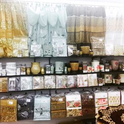 Bargain Land Department Stores - Bath design