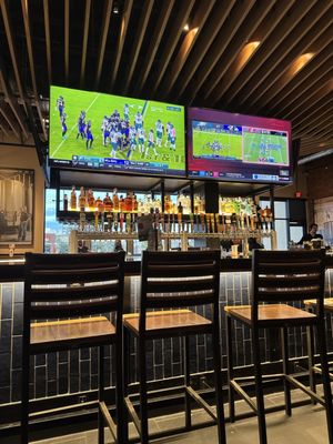 BJ's Restaurant & Brewhouse by null