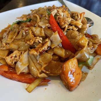 Sala Thai - Drunken Noodle - Thai Near Me - Fremont, California Sala Thai - Drunken Noodle - Thai Near Me - Fremont, California