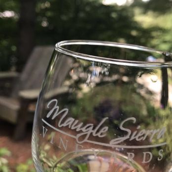 Maugle Sierra Vineyards - Wineries Near Me - Ledyard, Connecticut